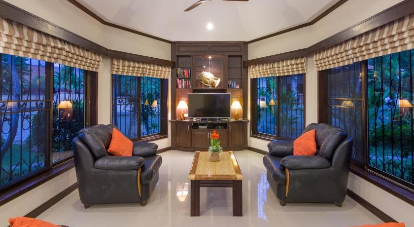 Baan Leelawadee - 4 Bed Villa near Beach Pattaya