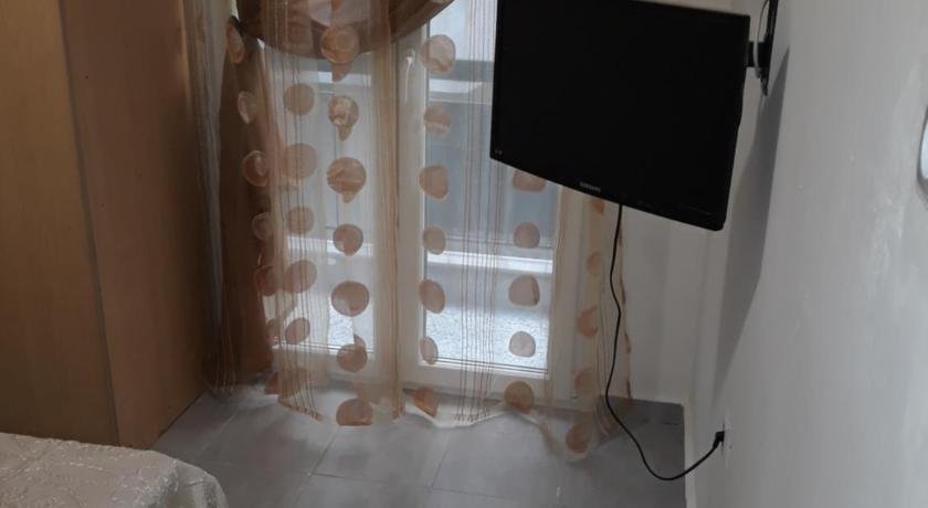 Kostas and Krista apartment