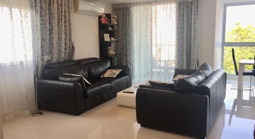 Three bedroom apartment on Pratumnak