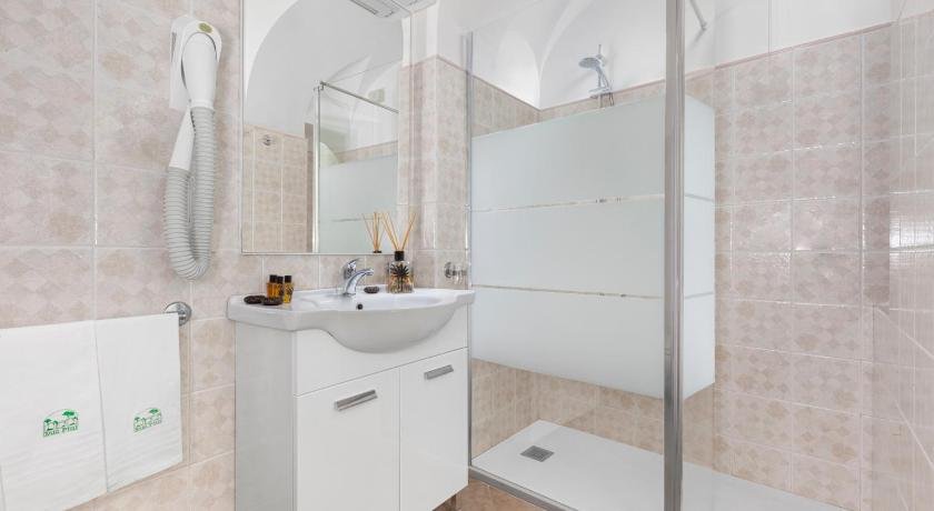 Residence 2 Pini