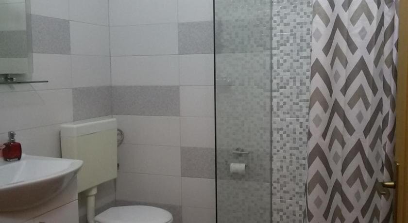 Apartment Mana