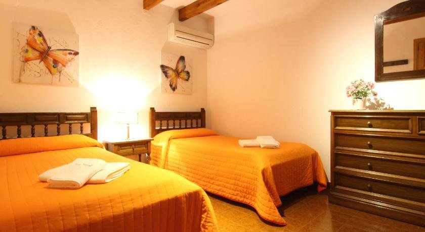 Roig Miquel Beatiful house just 10m driving from Pollensa