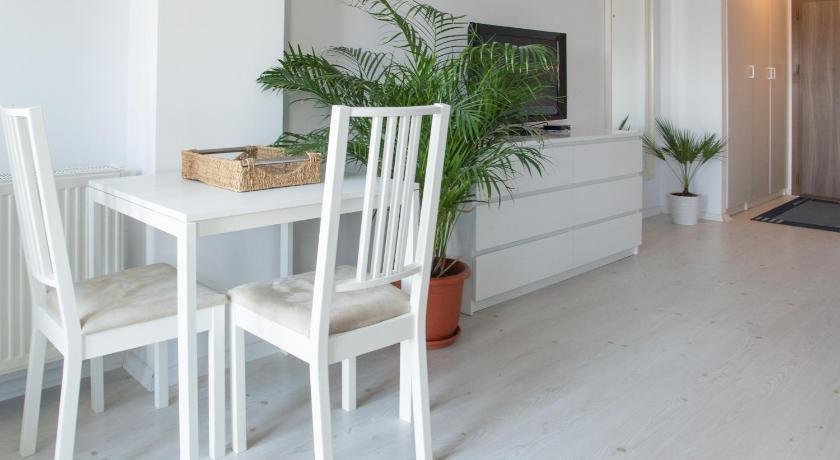 Airport Residence - 5 Mins from Airport