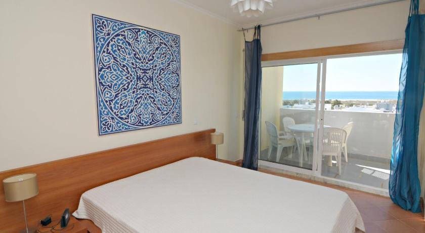 Vue panoramique sur mer Condominio Do mar Lagos
