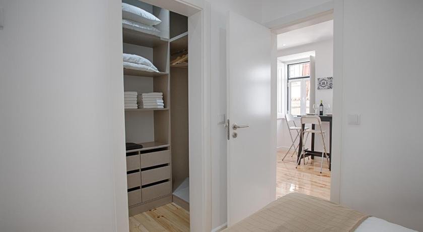 BmyGuest - Principe Real Charming Apartment