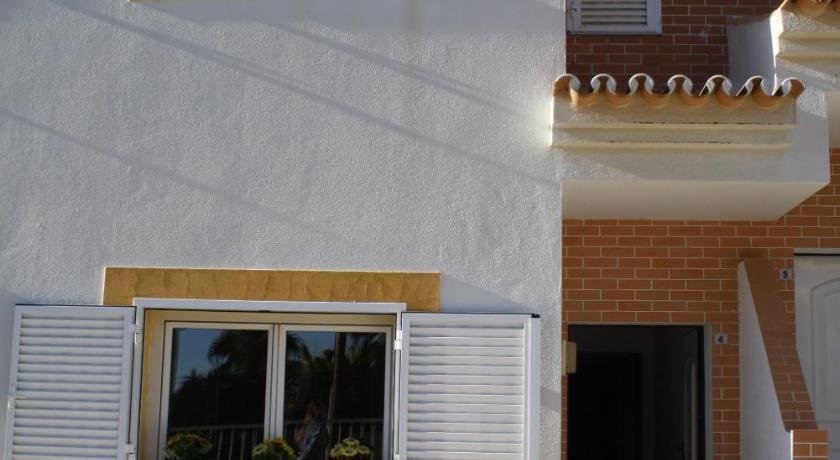 At22 4 bed town house Vale de Parra