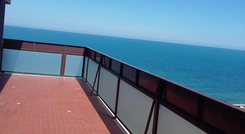 Attico Suite spiaggia Bari
