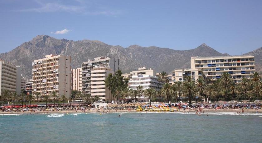Playa Fontanilla Apartments