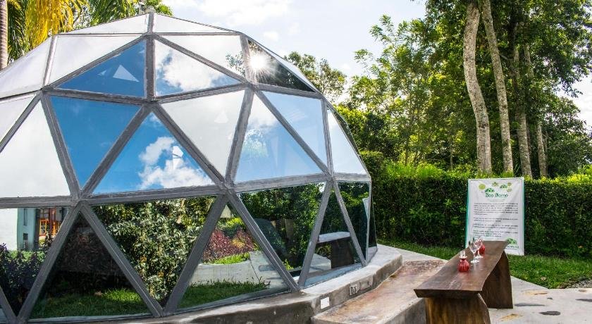 Eco Domo glamping