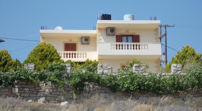 Knossos Apartments Kalamaki