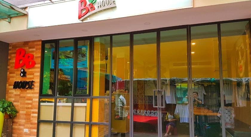 BBHouse Phra Athit