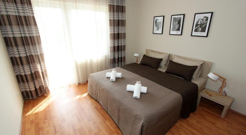 Apartments Zeleznik