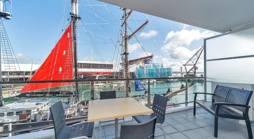 Qv Private Airconditioned Waterfront Apartment - 423