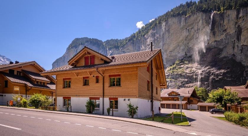 Apartment Breithorn - Private terrace lounge - Free parking&WiFi - self check-in