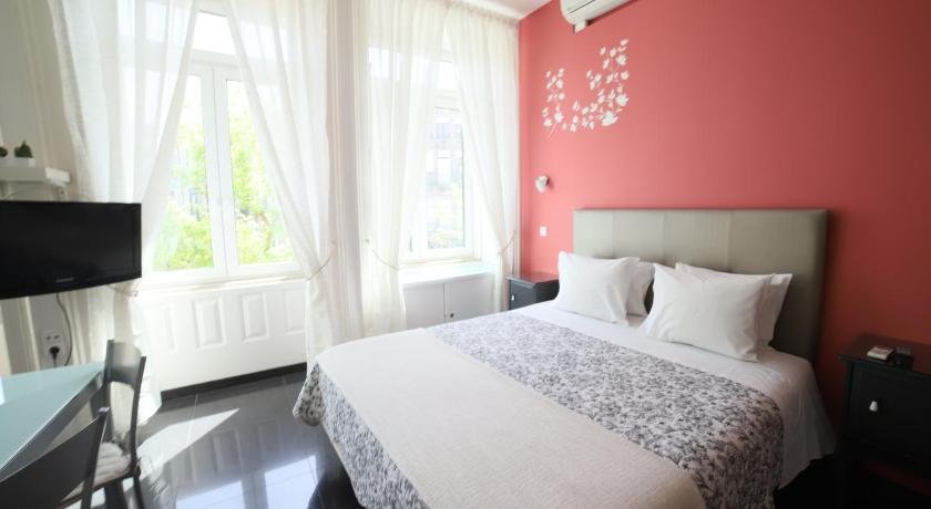 Pinho Apartments Studios and Rooms