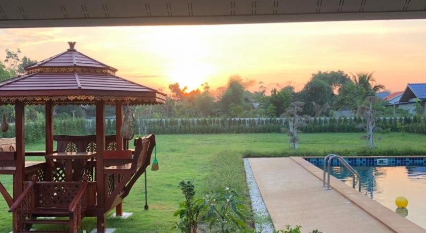 Pakham Gardens Resort