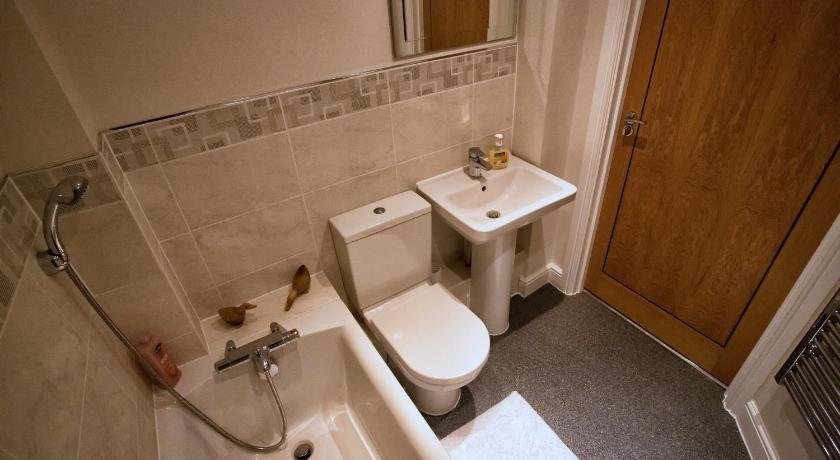 Salisbury Luxury Apartment