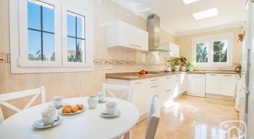 Abahana Villas Capri
