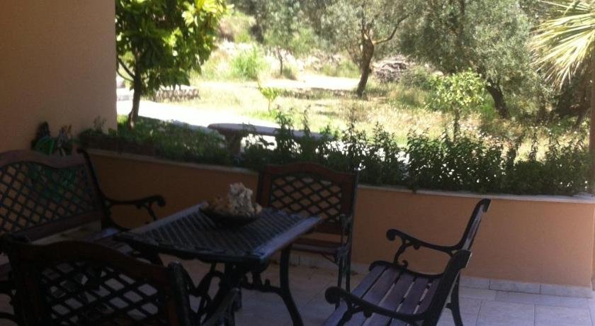 Menegata Garden Home