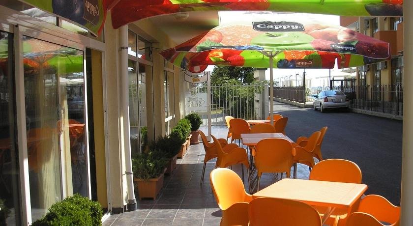 Hotel Eva Ravda