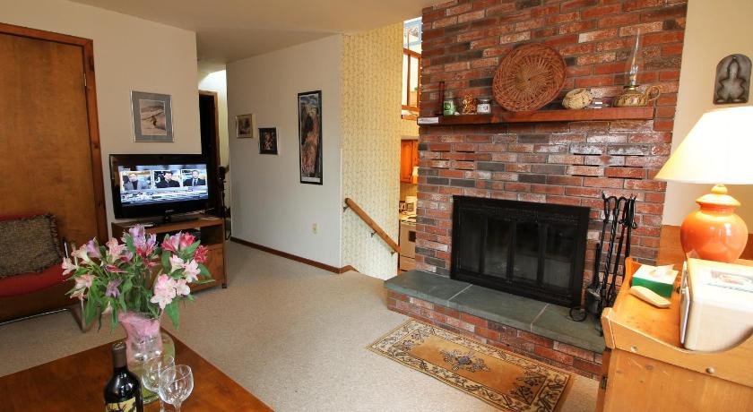 Northside Condo 2
