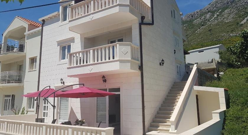 Apartments M&E