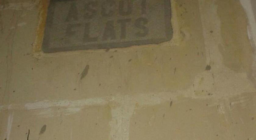 Ascot Flats