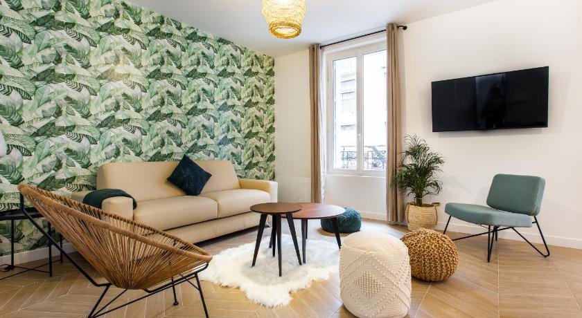 Luxury home in paris