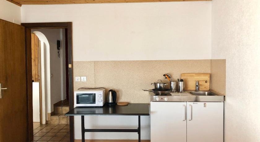 Linda Apartment 33