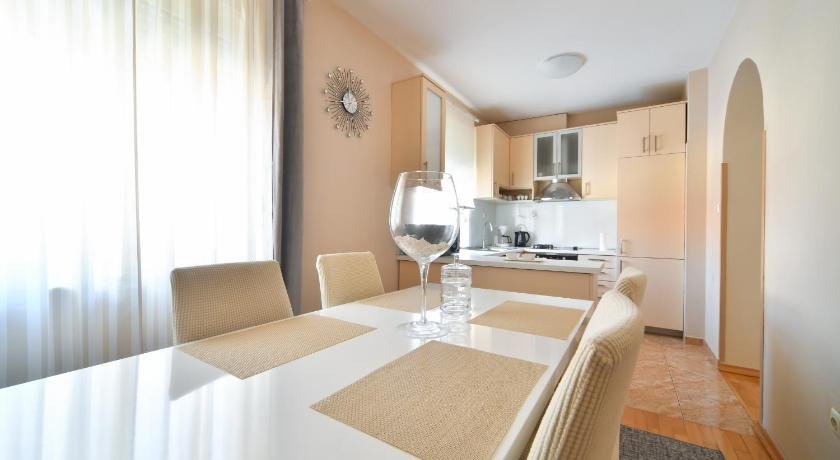 Deluxe Apartment Valentina