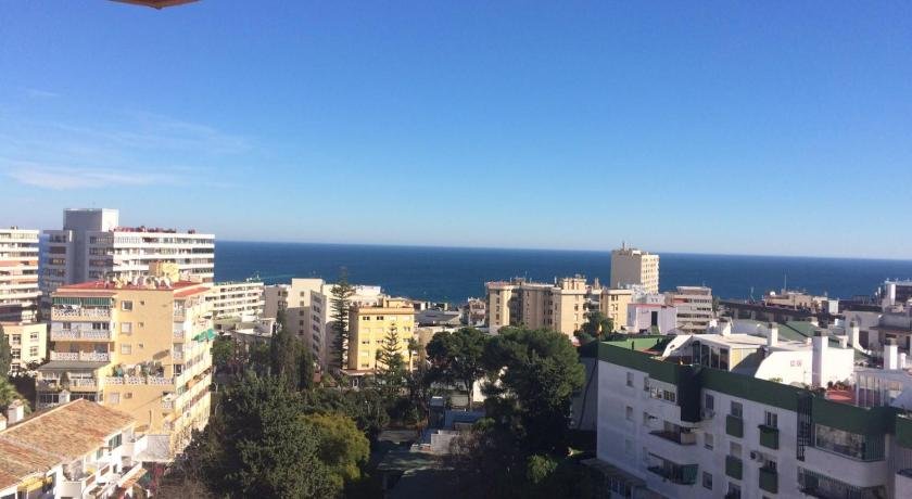 R&E apartment Torremolinos