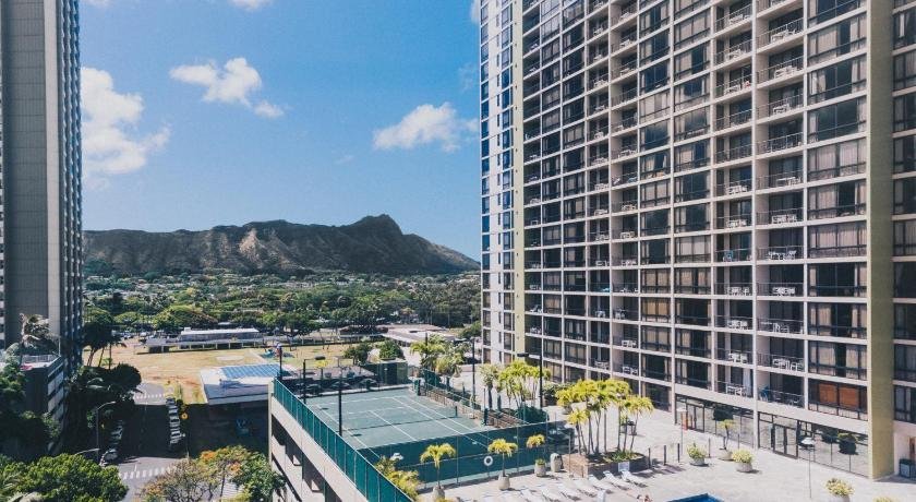 Midway Realty at Waikiki Sunset 16th Floor