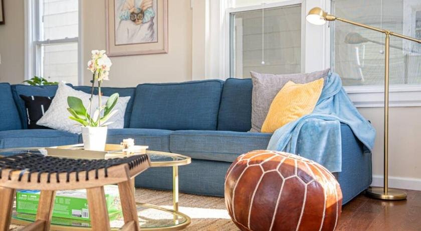 NEW 4BR in AC Quiet Island +Central Location