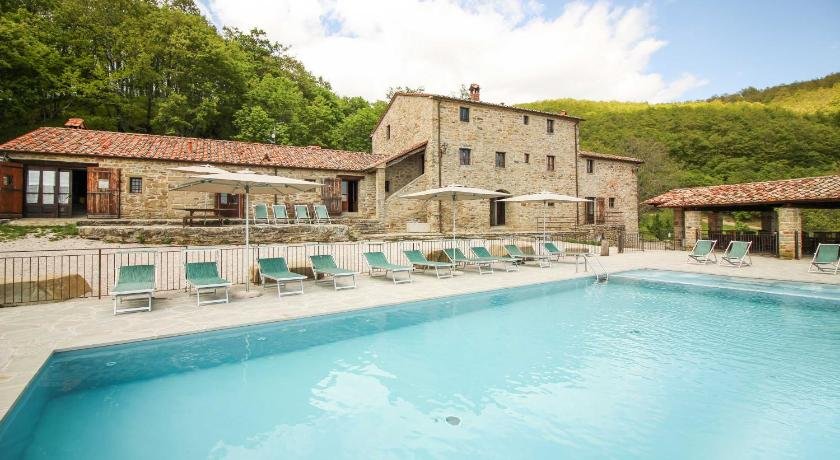 Villa con privacy in Parco vista magnifica e piscina privata no vicini