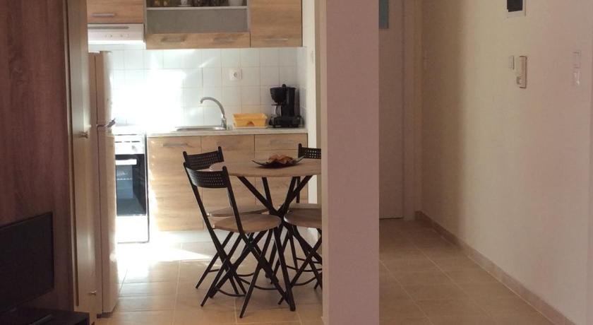 Sunny apartment Alimos Athens