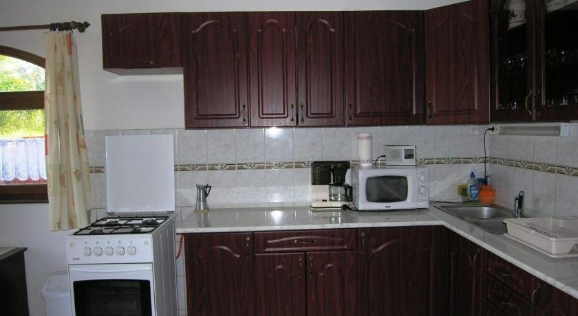 Fuksz Apartman