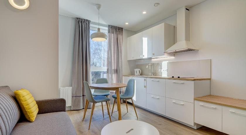 Center Apartment 10A