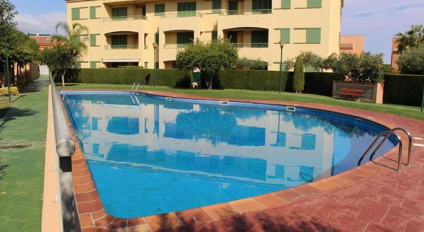 Apartamento planta baja acceso directo piscina