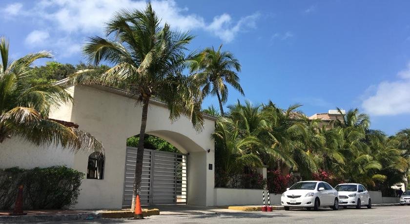 Luxury Villa Charly - Villas Tropical Zona Hotelera