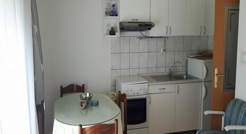 Apartments Kate - 20m from beach