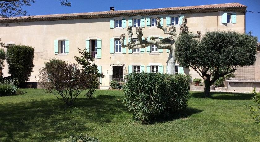 Le Papillon De Soie