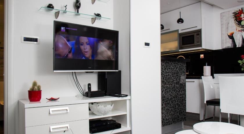 Lady Tania Apartment