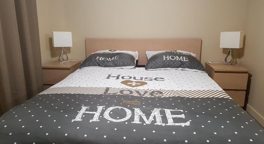 Nowoczesny Apartament w Centrum