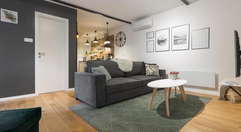 Stylish Urban Oasis