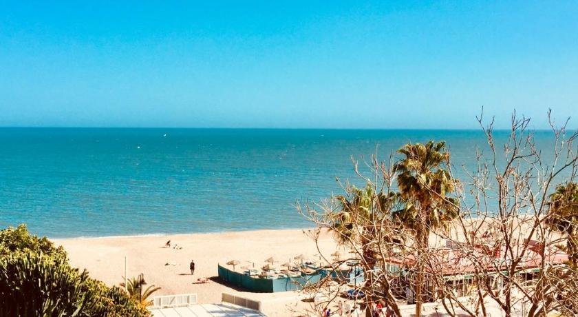 Magical Sea View Studios
