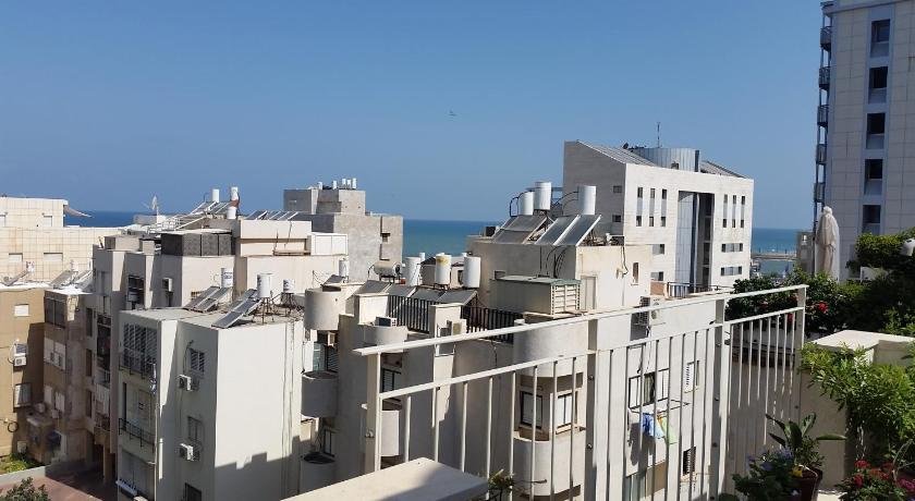 Tel Aviv Roof Apartment