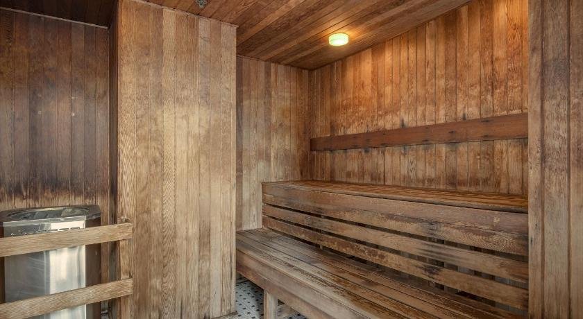 The Urban an Ultimate In Luxury dt 2bed 2bath Ac Wth Pool Gym sauna hot Tub