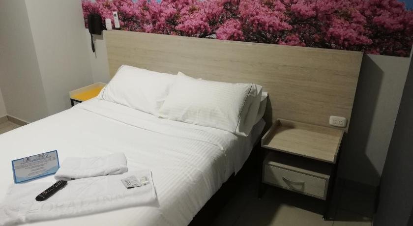Hotel Doral Inn