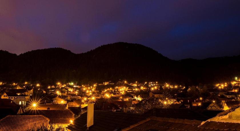 Saddleview Brasov-With Mountain View