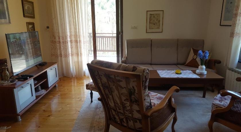 Apartment Indi